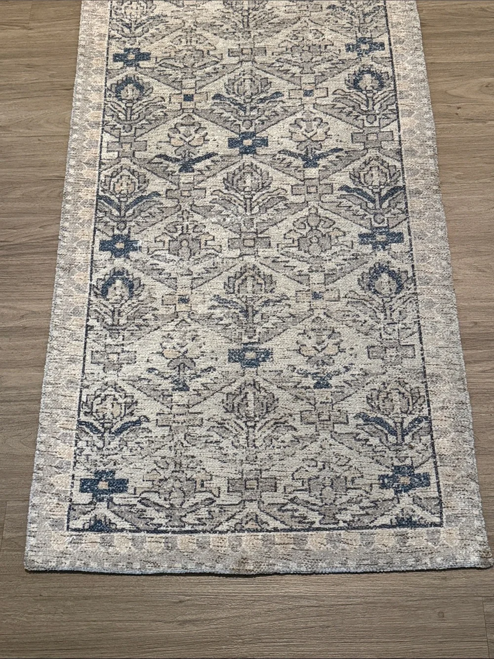 Traditional Gray and Cream Runner Rug, 30” x 96”